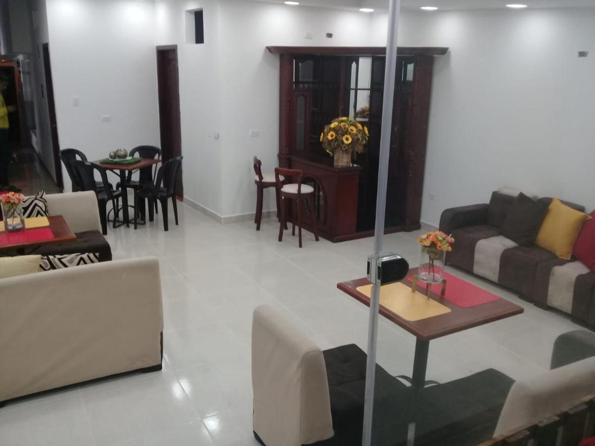 El Mochilero Hostel Riobamba Ngoại thất bức ảnh