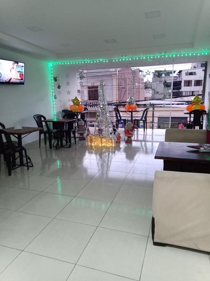 El Mochilero Hostel Riobamba Ngoại thất bức ảnh