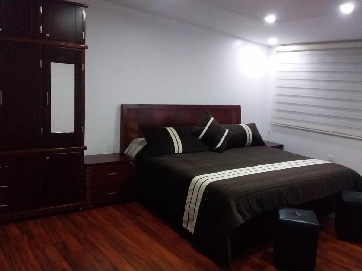 El Mochilero Hostel Riobamba Ngoại thất bức ảnh
